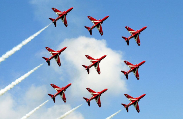 Red Arrows to headline flying display at RAF Cosford Air Show 2016