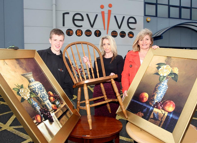 Morris Property donates furniture to Reviive