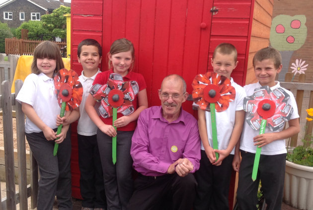 Pupils help mark First World War centenary in Shrewsbury