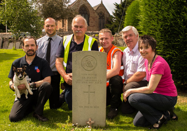 Community Payback scheme cleans up graves of war veterans