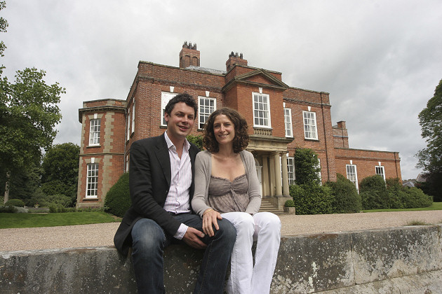 Wedding venue unveils new garden room