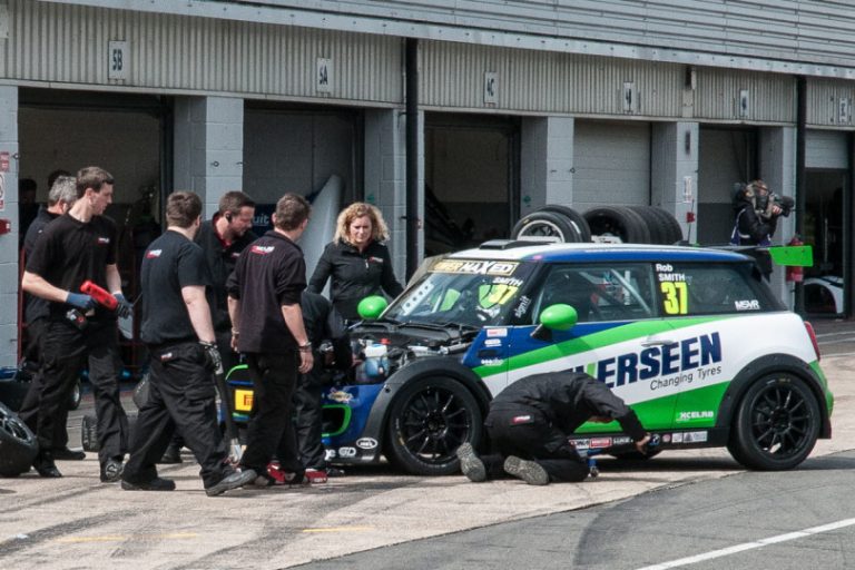 Troublesome Silverstone weekend costs Telford’s Smith series lead