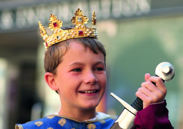 Get hands on with history at Stokesay Castle