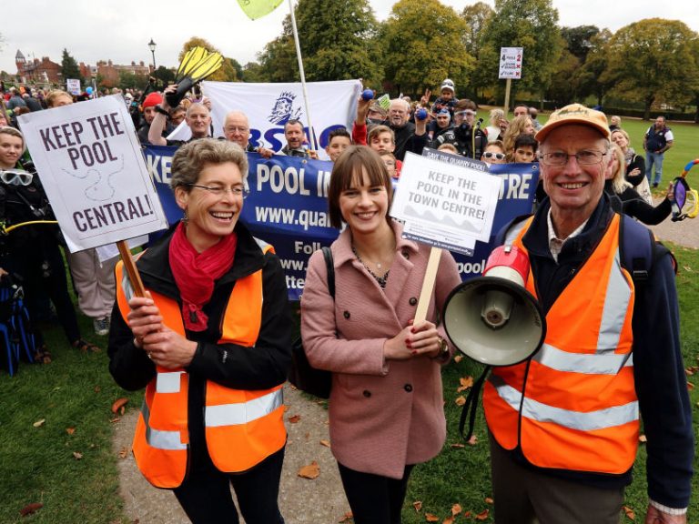 Hundreds turn out for Shrewsbury swimming pool rally