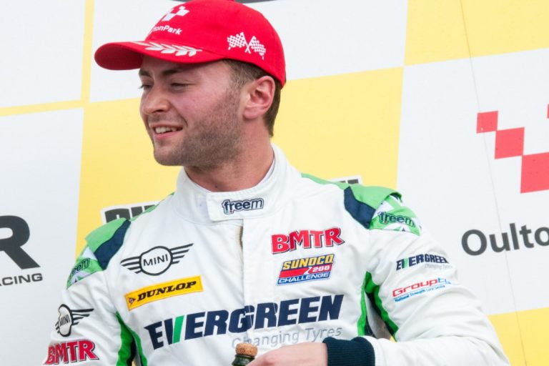 Sensational tyre gamble Reaps podium reward for Telford’s Smith at Oulton Park