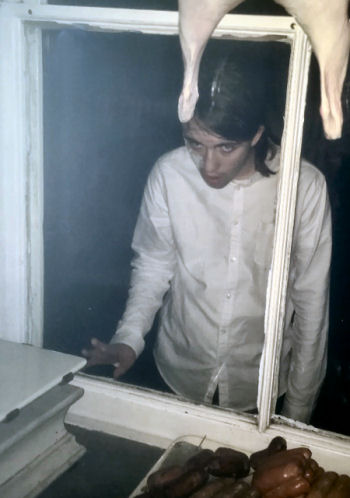 harry-rowland-zombie-actor-outside-the-butchers-shop-at-blists-hill-victorian-town-in-ironbridge