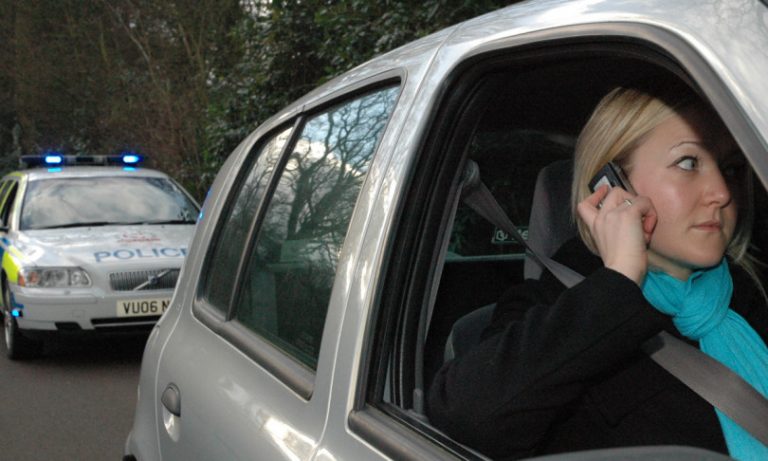 Police continue to crackdown on drivers using mobile phone