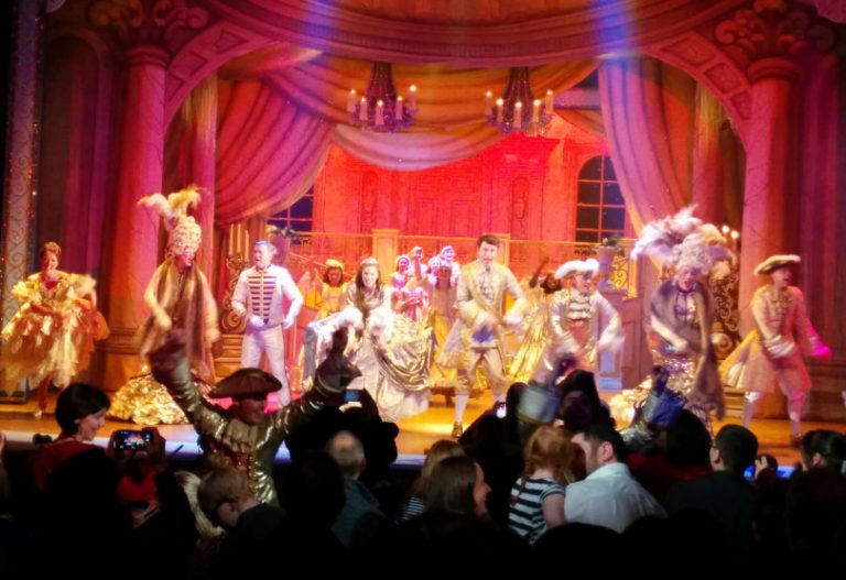 Theatre-goers are encouraged to join in and take a photo to share on social media at the end of the performance.