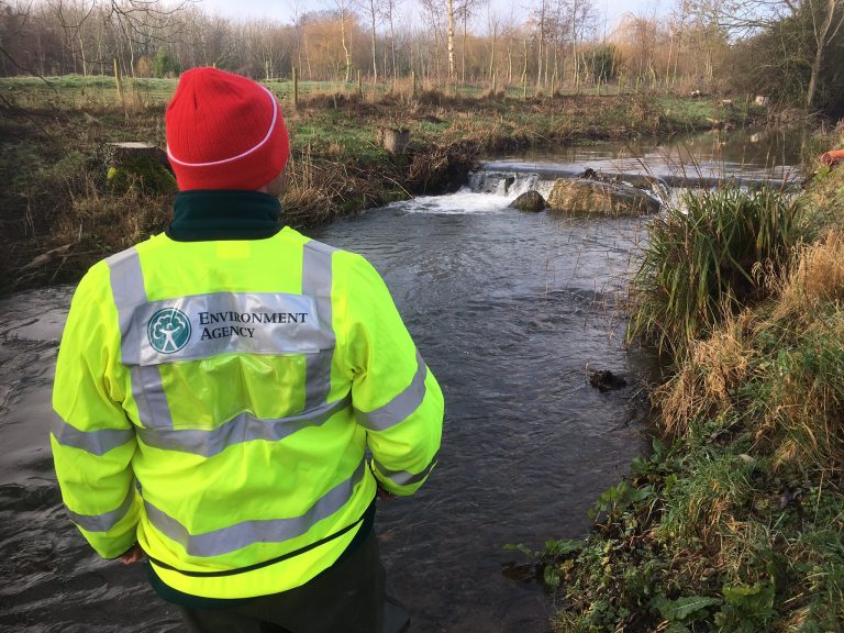 A team from the Environment Agency are investigating the incident. Photo: @ChrisBaingerEA