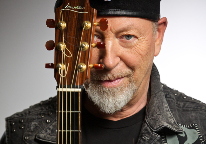 Richard Thompson will headline Shrewsbury Folk Festival with his Electric Trio this August