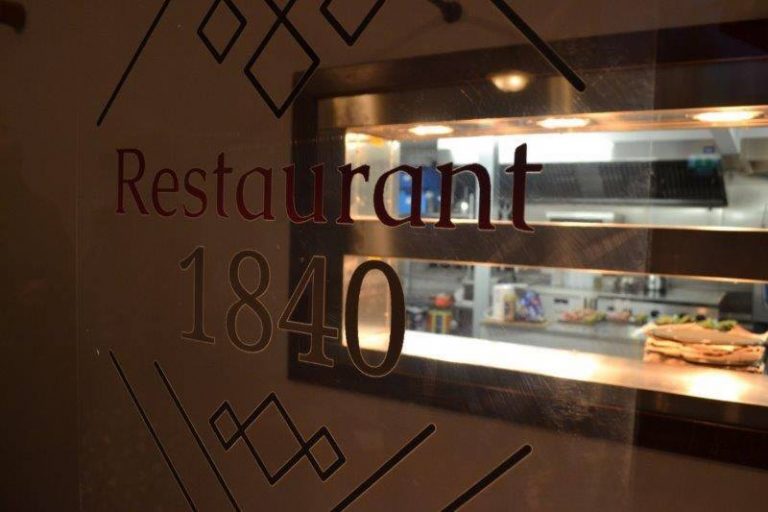 Restaurant 1840 Large