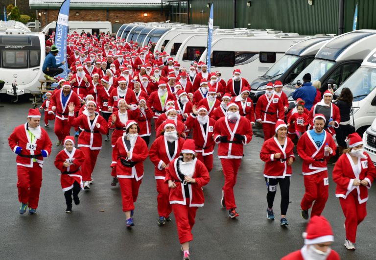 Over 300 take part in fundraising Salop Santa Dash