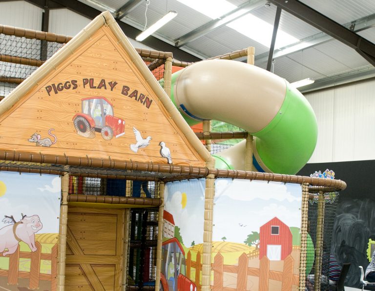 Pig's Playbarn
