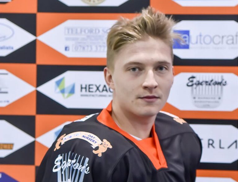 Nick Oliver has return to Telford Tigers for the new season ahead. Photo: Telford Tigers / Steve Brodie