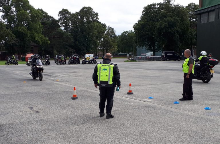 IAM and SAMM Instructors delivering one-on-one rider tuition at the event