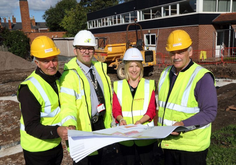 Contracts Manager Ian Carswell, biT Group’s David Tomlinson, Headteacher Nicola Moody and Site Manager Brian Lewis