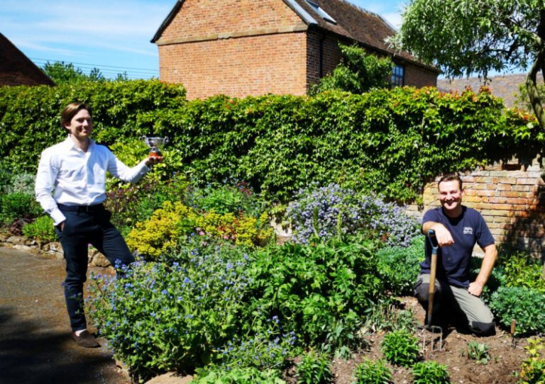 Alexander Newport and Matthew Kent