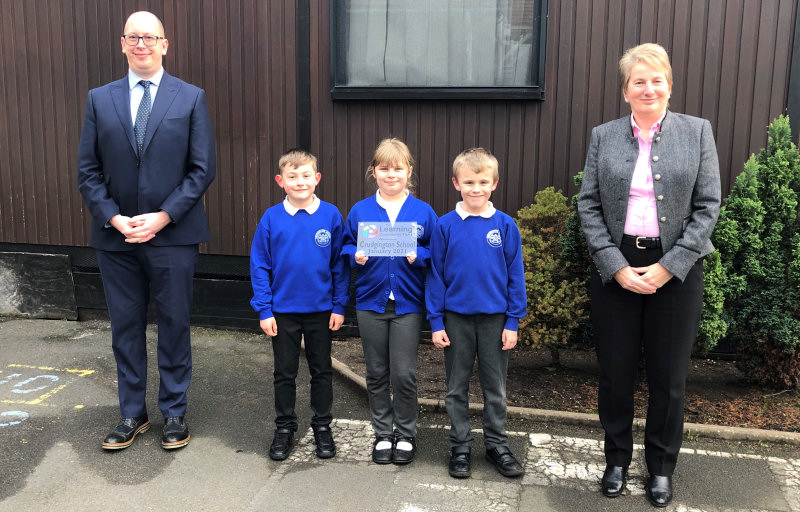Crudgington Primary School head teacher Adam Ames and LCT chief executive Dr Gill Eatough with pupils Bayley Ryder, Grace Woolley and Charlie Woolley.