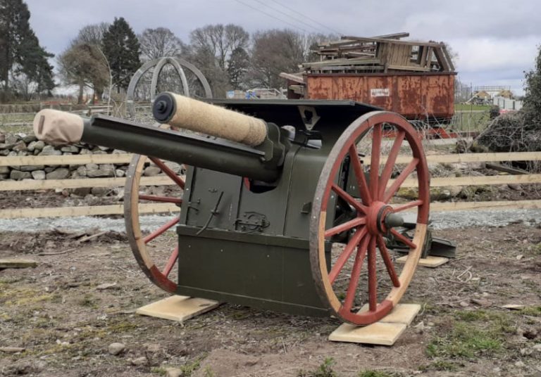 The full-size replica of a WWI 18-pounder Artillery Gun