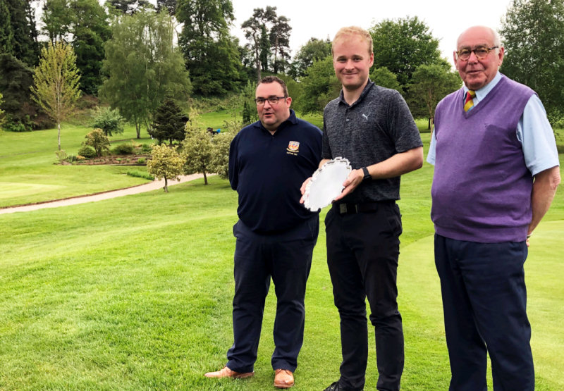 Jez Wilson (Men's Captain), Winner Tom Kerr of Shrewsbury GC & Dave Pearson (President)