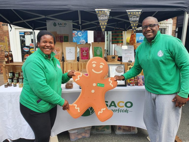 Lucia and Frank of Saco Superfoods enjoying the festival