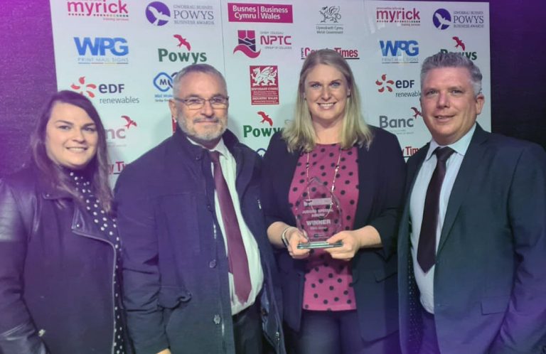 Sophie Shorey, Julian Kirkham, Jacqui Gough and Shaun Humphries with the trophy