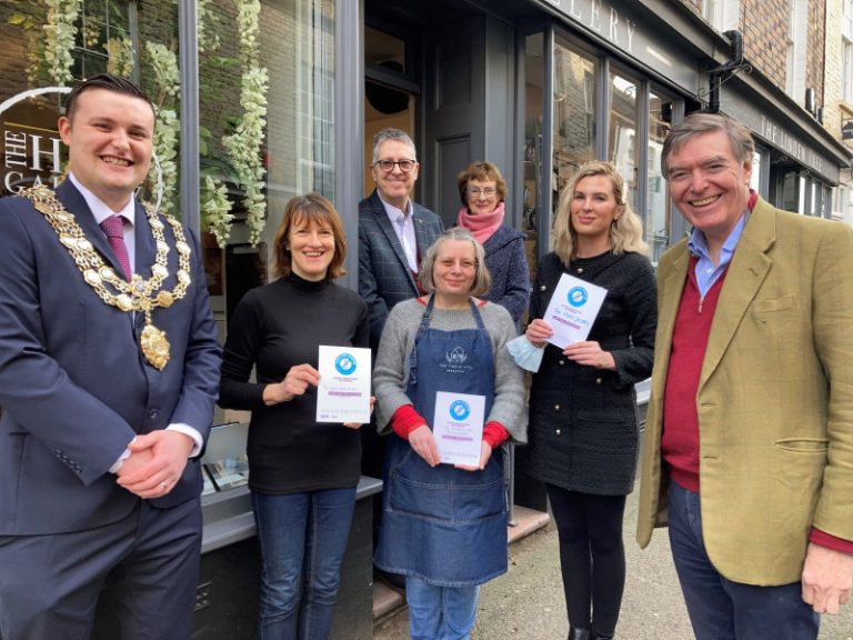 Pictured with Philip Dunne are Mayor Cllr Dan Thomas, Pippa Walker; Manor House B&B, Deputy Mayor Duncan White, Sam Beech, The Simple Life Unwrapped, Jacky Walter, Wenlock Plastic Free