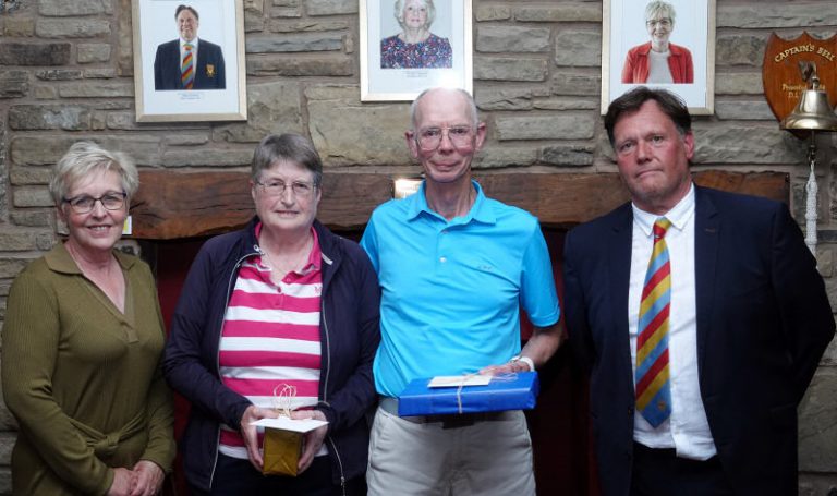 Ladies Captain - Alison Grove, Winners - Pam Pond & Kevin Thomas and Mens Captain – Dave Lewis. Photo: Mike Purnell