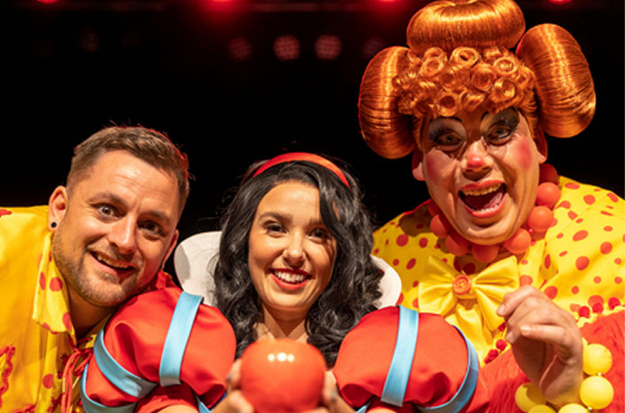 Snow White & The Seven Dwarfs is this year's pantomime at Telford Theatre