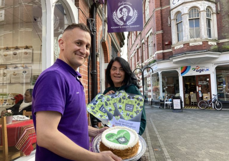 Kris Dimitrov of Nanny's Bakery and Paola Armstrong of Love Wellington launching the Let's Get Local campaign