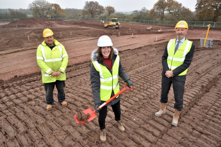Ni.PARK Site Manager, Dave Fletcher with Catherine Hawksworth, and Steve Flavell