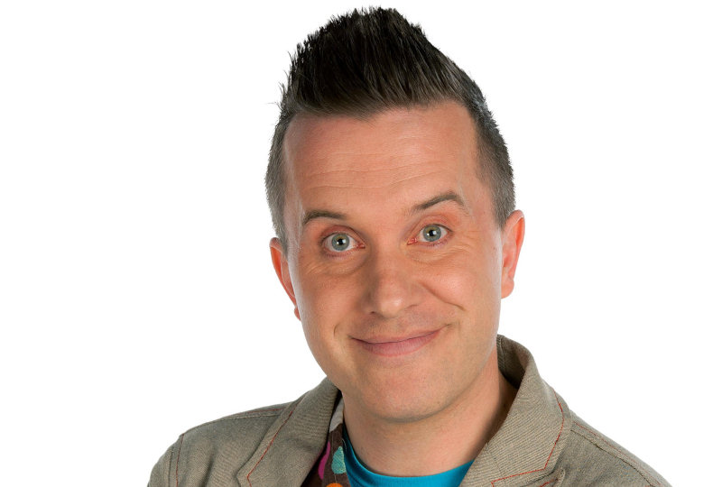 Children’s TV presenter Phil Gallagher (aka Mr Maker) is supporting the Cancer Research UK for Children & Young People Star Awards, in partnership with TK Maxx