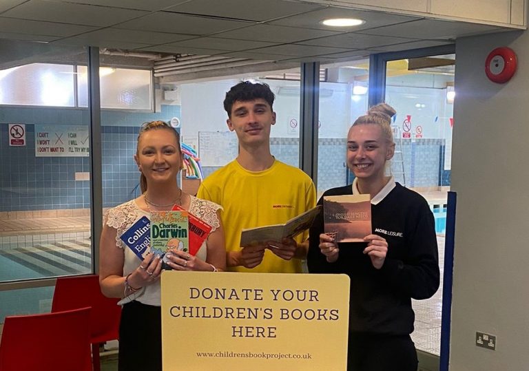 Jess, Ellis & Nicole at the Quarry in Shrewsbury