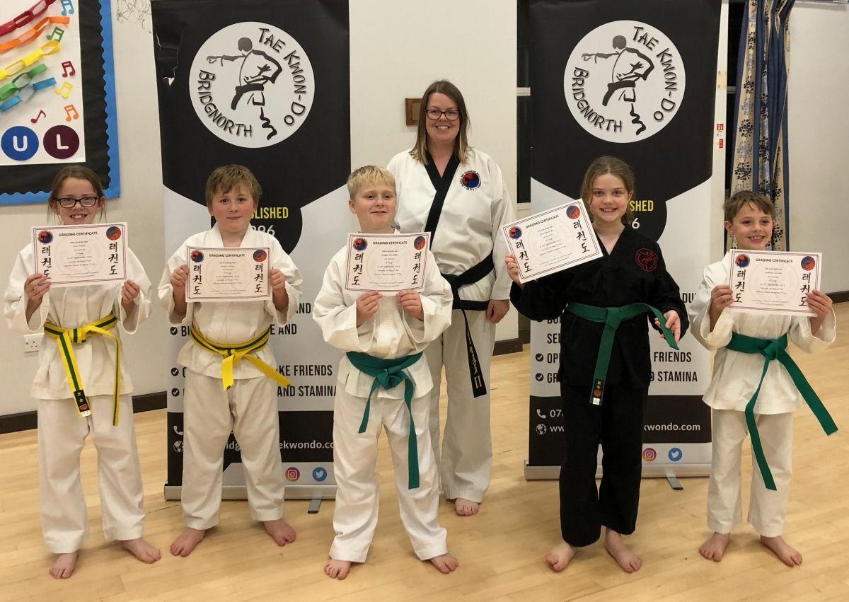 Ava Plant, Oscar Corley, Hugh Chandler, instructor Anna Bradford, Ava Edwards and Aubrey Carson