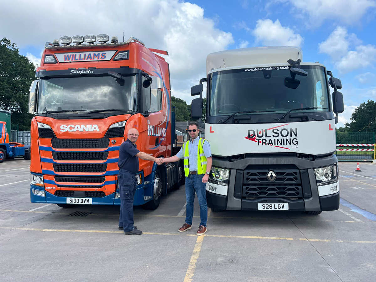 Steve Bunning, of DV Williams, with Steve Dulson, of Dulson Training