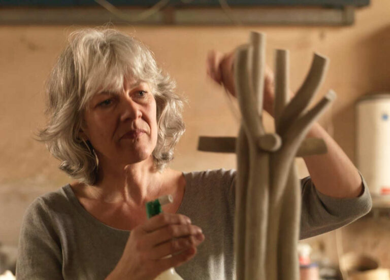 Almuth Tebbenhoff at work in the studio