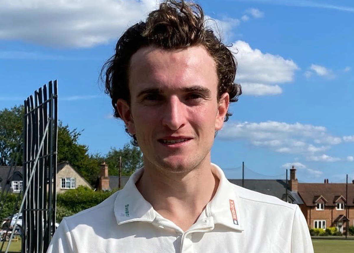 Charlie Home leads his side to Eastnor with Shropshire currently nine points above Herefordshire at the top of the NCCA Championship Western Division Two table