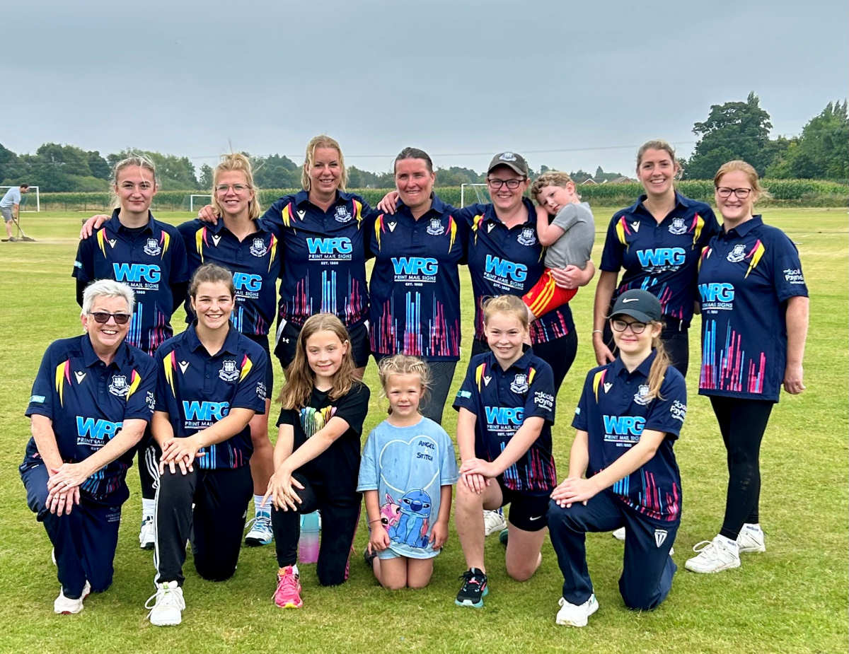 Oswestry Women & Girls’ winning softball team in their new playing kit generously sponsored by WPG and Oswestry Approved Care & Support. L-r: Paul Jones, Naomi Payne, Amanda Jones