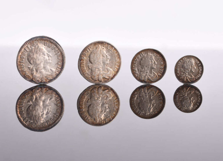 The Charles II Maundy set with reflection
