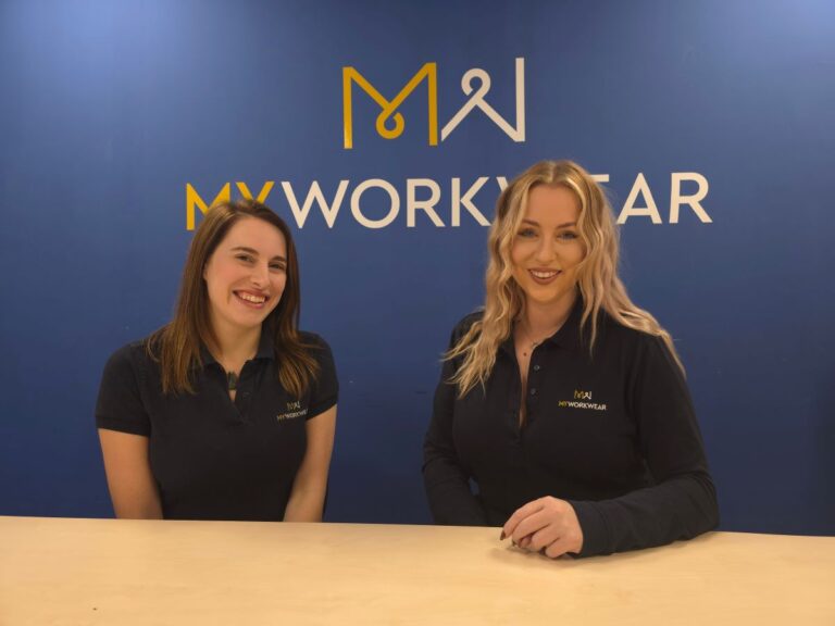 Finalists Lauren Chandler and Becky Homersley