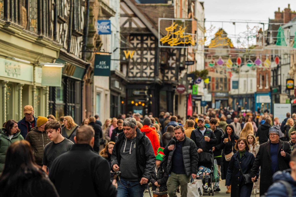 A busy Shrewsbury High Street at Christmas