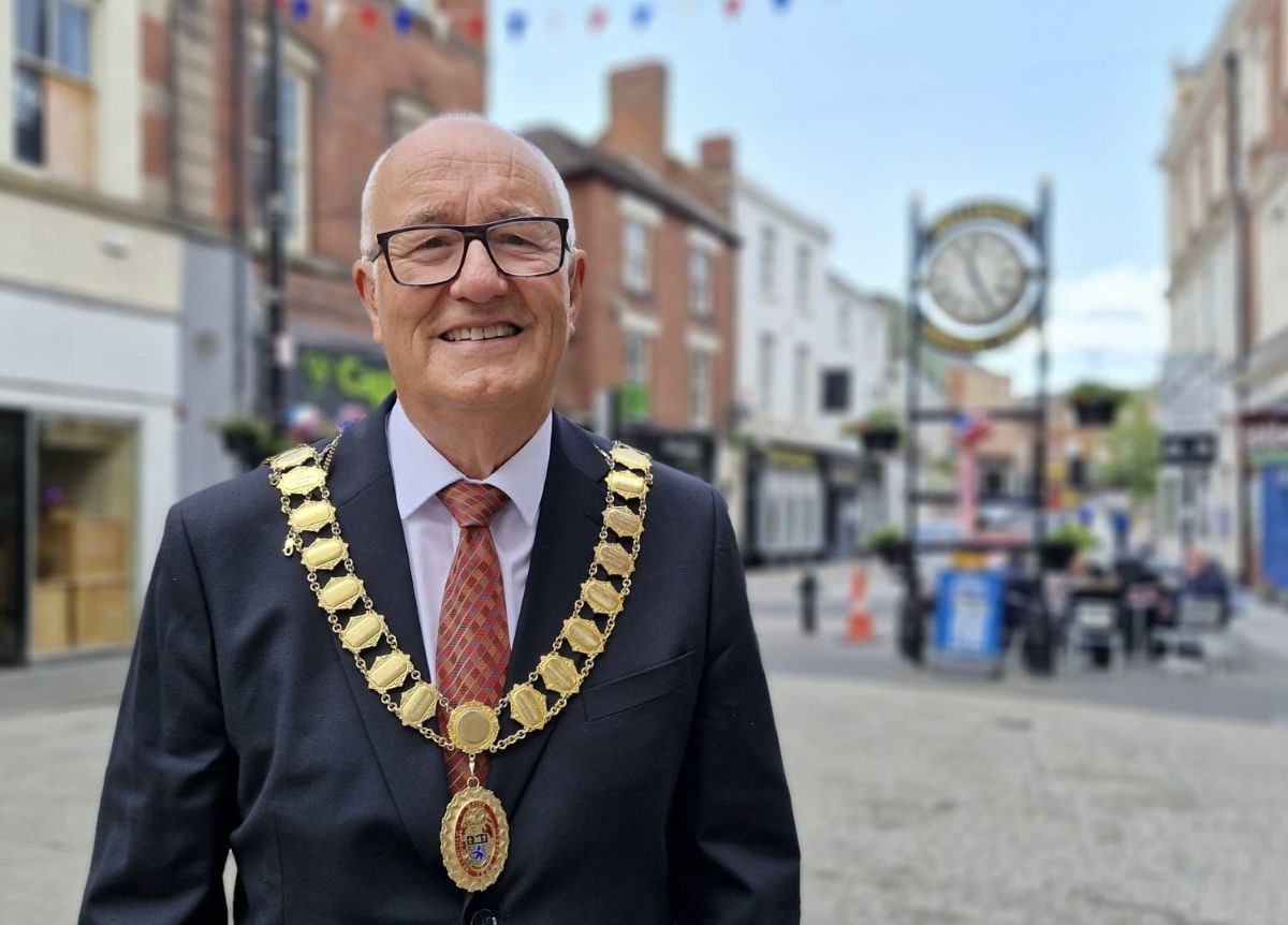 Mayor of Wellington, Cllr Reg Snell