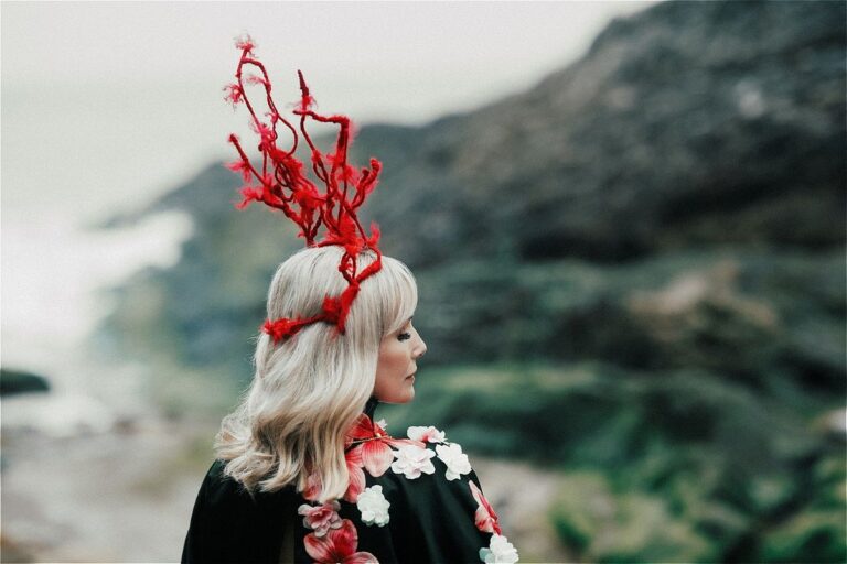 The acclaimed folk singer Heidi Talbot will perform in Wem and Clungunford