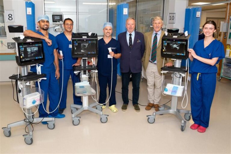 The new theatre ultrasound devices at the RJAH
